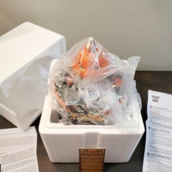 NIB Lemax Eerie-Go-Round Halloween Village Decor - Picture 4 of 7